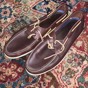 Sperry topsides shoes